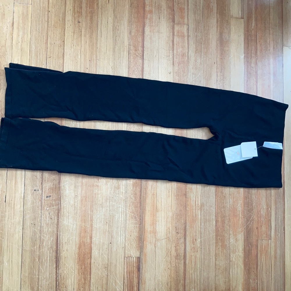 Cloud seamless high-waisted legging pant with slit at ankles